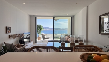 Resa Estates Ibiza apartment for sale te koop zeezicht sea views Cala gracio living sea views .jpeg